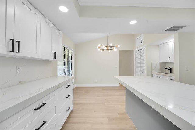 4 of 35 - 11457 Shady Oaks Ln ., North Palm Beach, FL