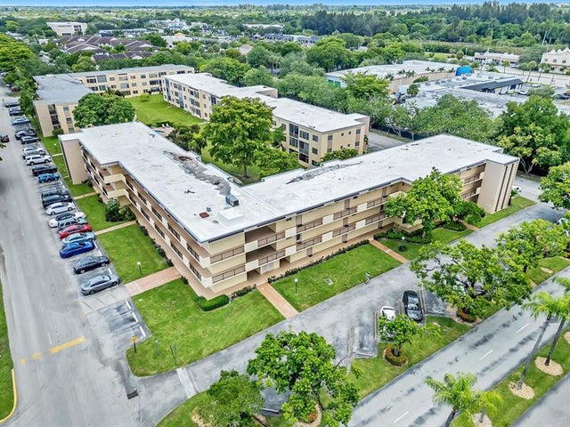 3 of 41 - 201 Berkley Rd 111, Hollywood, FL