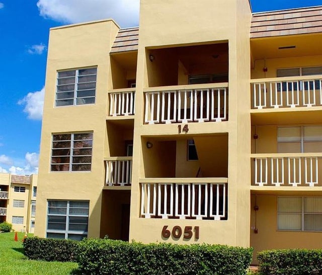 3 of 27 - 6051 Nw 61st Ave 205, Tamarac, FL