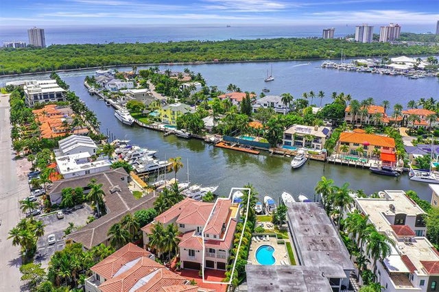 1 of 61 - 1368 Bayview Dr, Fort Lauderdale, FL