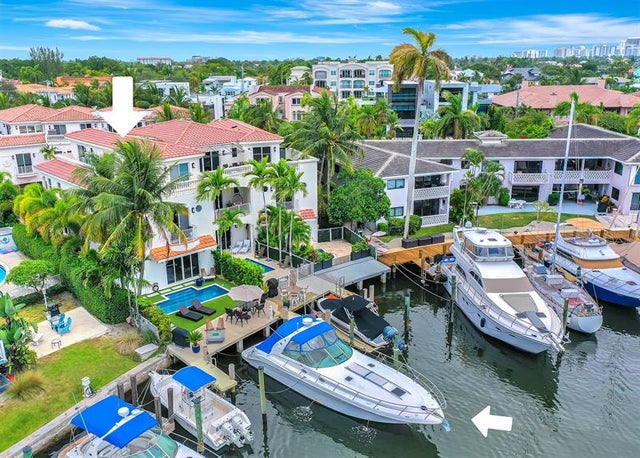 2 of 61 - 1368 Bayview Dr, Fort Lauderdale, FL