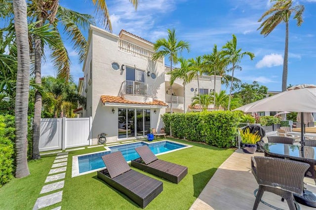 3 of 61 - 1368 Bayview Dr, Fort Lauderdale, FL