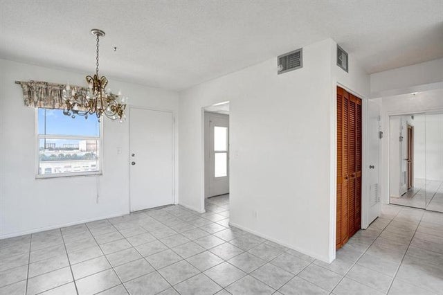 4 of 12 - 2555 Ne 11th St 804, Fort Lauderdale, FL