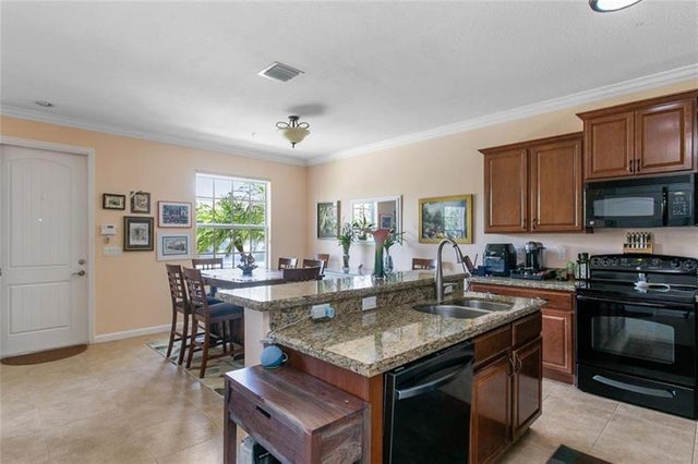 5 of 20 - 255 Sw 7th Street, Pompano Beach, FL
