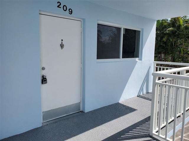 1 of 23 - 2010 S Federal Hwy 209, Boynton Beach, FL