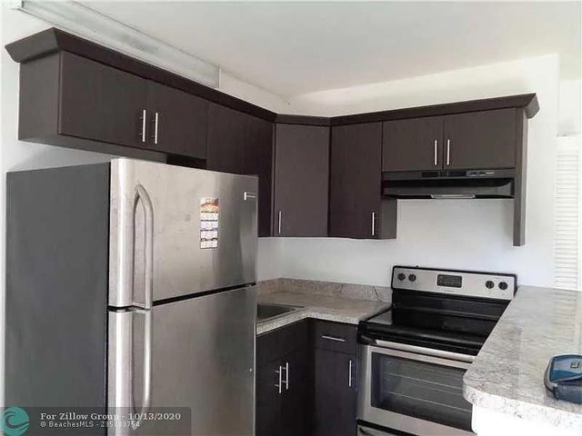 1 of 5 - 101 Ne 41st St H123, Fort Lauderdale, FL