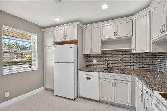 2 of 45 - 121 Lake Meryl Drive, West Palm Beach, FL