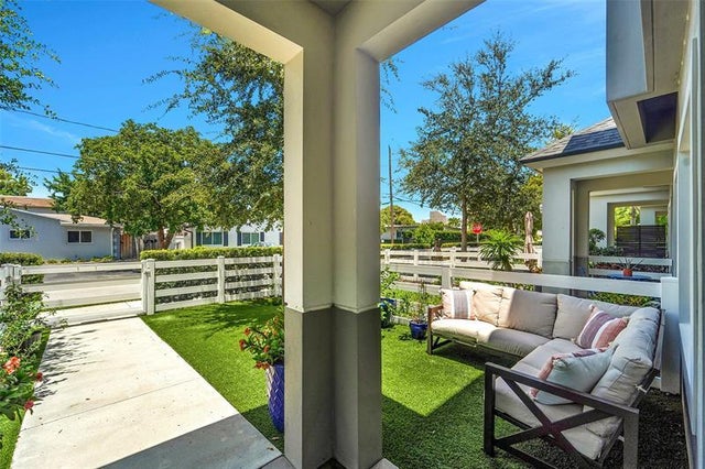 2 of 37 - 1484 Ne 34th St 1484, Oakland Park, FL