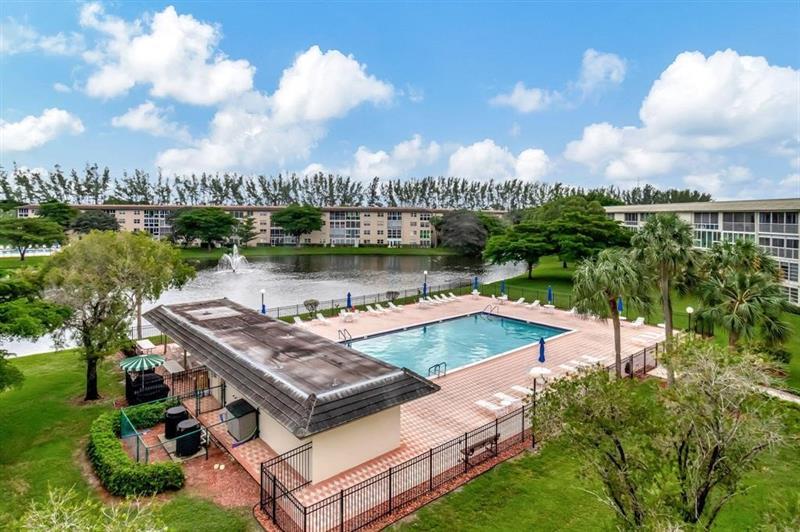 1803 Eleuthera Point J-2, Coconut Creek