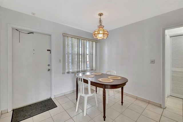 5 of 40 - 4310 Nw 12th Ct 204, Lauderhill, FL