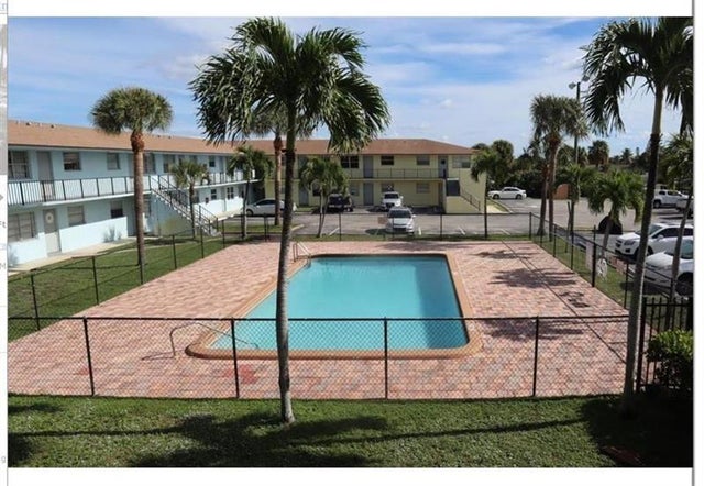 1 of 13 - 651 Nw 42nd Ct 103, Deerfield Beach, FL