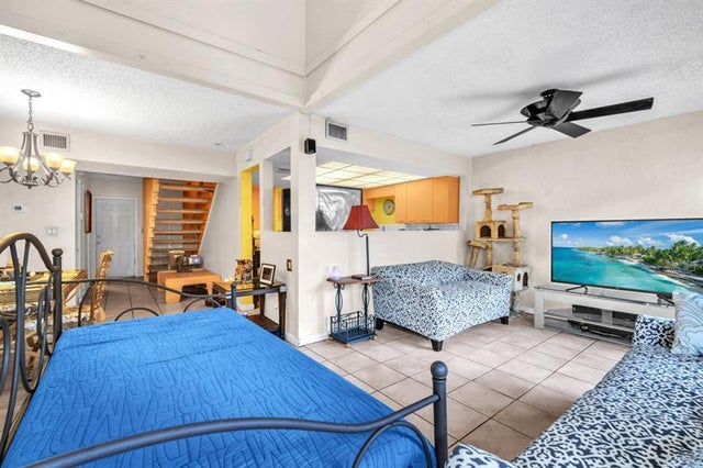 1 of 28 - 4281 Nw 76th Ave 4281, Davie, FL