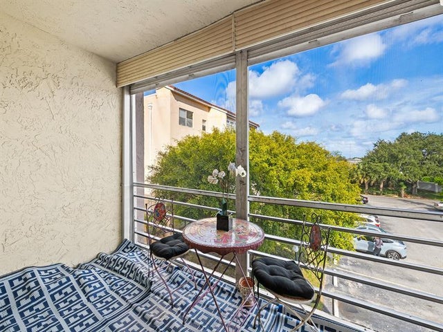 4 of 13 - 2840 Somerset Dr 317m, Lauderdale Lakes, FL