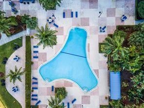 3 of 4 - 19390 Collins Ave 504, Sunny Isles Beach, FL