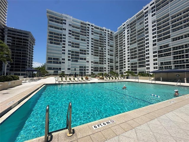 3 of 40 - 4300 N Ocean Blvd 4f, Fort Lauderdale, FL