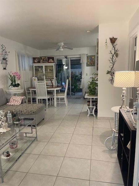 3 of 9 - 2241 Monroe St 1, Hollywood, FL