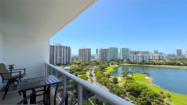 4 of 41 - 3675 N Country Club Dr 2007, Miami, FL