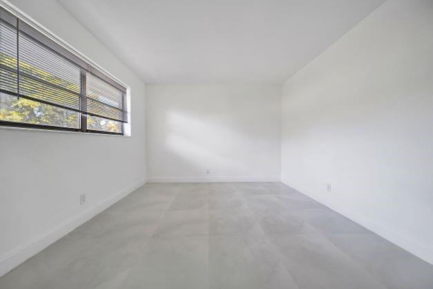 3 of 23 - 2420 Johnson St 107, Hollywood, FL