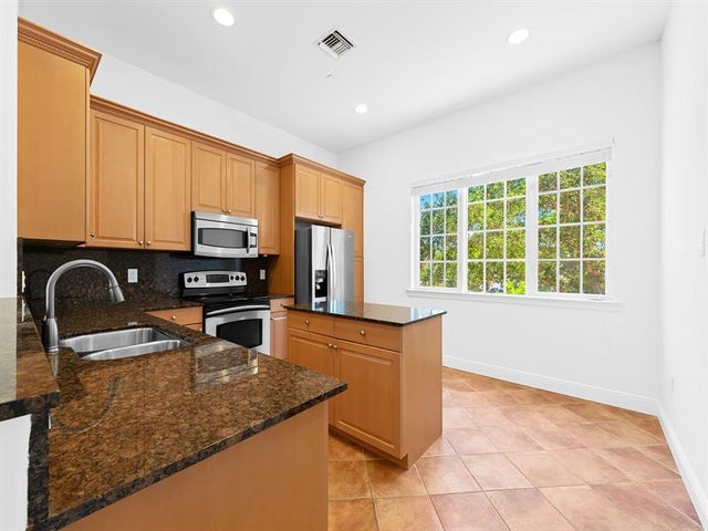 5 of 24 - 510 Se 7th St 401, Fort Lauderdale, FL