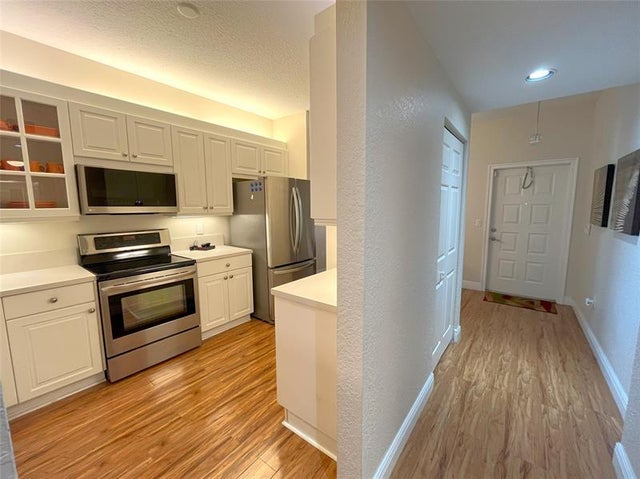 5 of 45 - 7623 Southampton Ter 210, Tamarac, FL