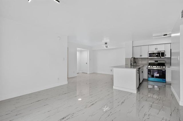 4 of 30 - 560 S Park Rd 26-7, Hollywood, FL