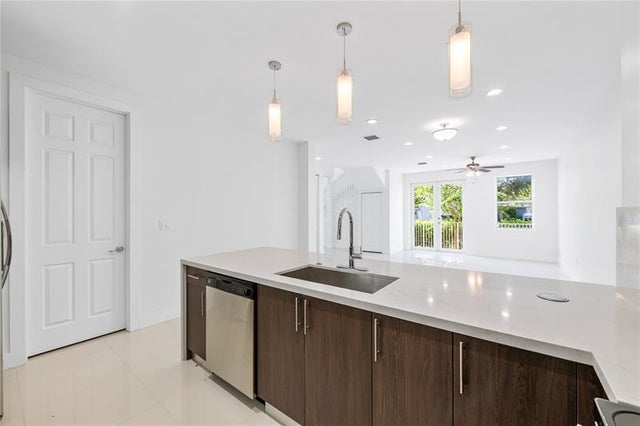 4 of 43 - 1428 Sw 4th Ave 1428, Fort Lauderdale, FL