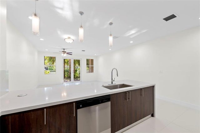 2 of 49 - 1432 Sw 4th Ave 1432, Fort Lauderdale, FL