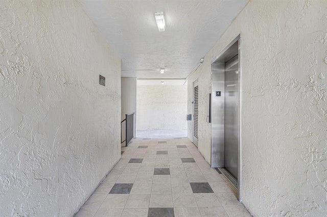 5 of 24 - 3000 Nw 48th Ter 423, Lauderdale Lakes, FL