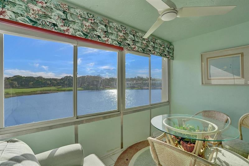 9450 Poinciana Pl 310, Davie