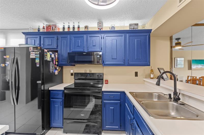 5836 Coral Lake Dr 312, Margate