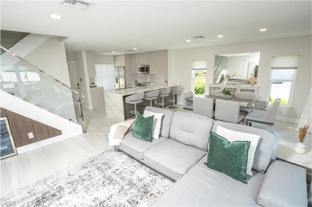 4 of 21 - 1236 Nw 52nd Way 0, Deerfield Beach, FL