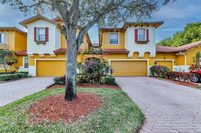 1 of 42 - 5782 Nw 119th Dr, Coral Springs, FL
