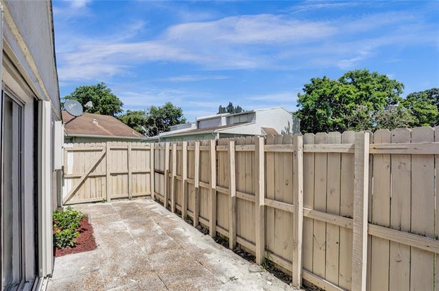 3 of 36 - 8638 Bridle Path Ct 203, Davie, FL