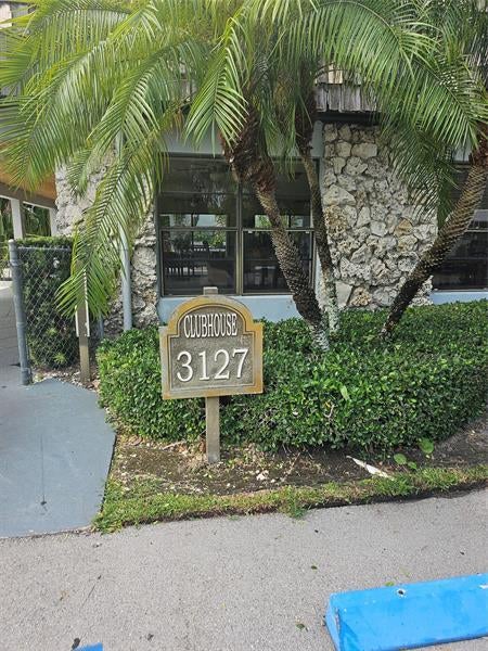 1 of 24 - 3105 Oakland Shores Dr J-101, Fort Lauderdale, FL