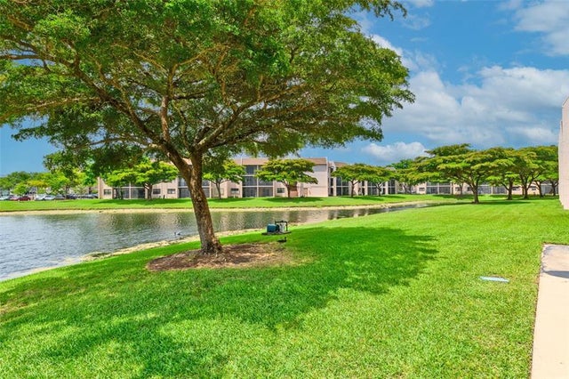 2 of 25 - 10304 Sunrise Lakes Blvd 202, Sunrise, FL
