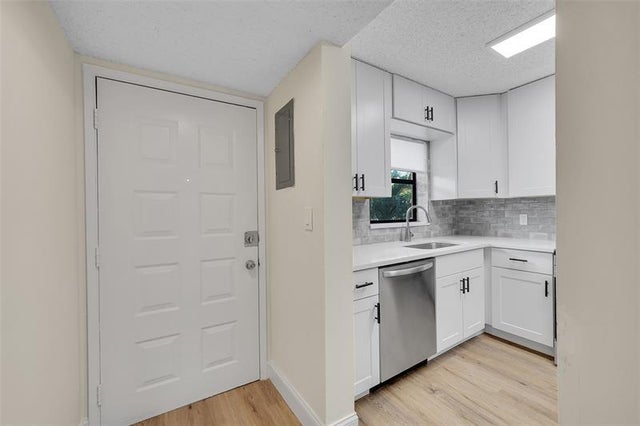 5 of 27 - 11441 Nw 39th Ct 218, Coral Springs, FL