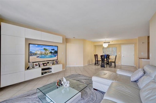 4 of 96 - 3530 Mystic Pointe Dr 2308, Aventura, FL