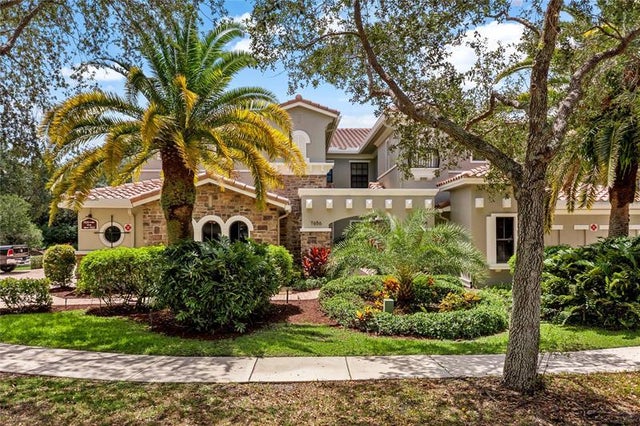2 of 66 - 7656 Old Thyme Ct 13b, Parkland, FL