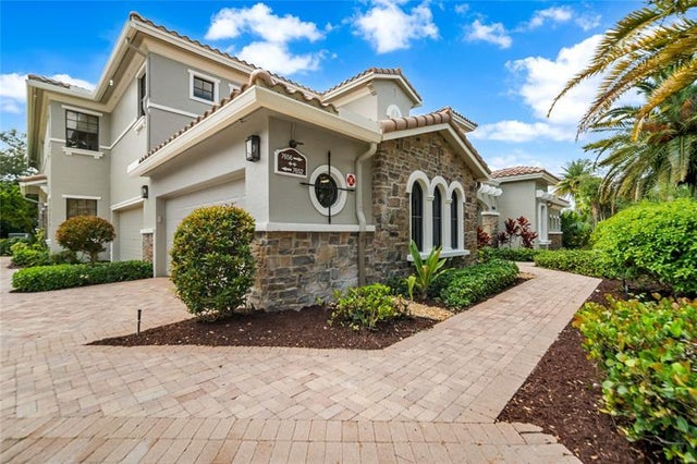 4 of 66 - 7656 Old Thyme Ct 13b, Parkland, FL