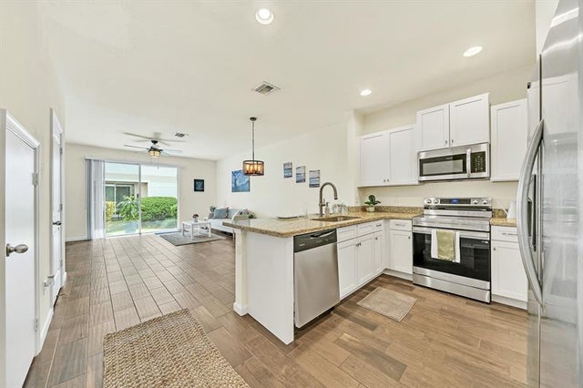 4 of 55 - 374 Se 1st Dr 374, Deerfield Beach, FL