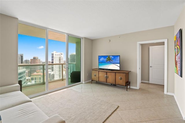 4 of 70 - 347 N New River Dr 2808, Fort Lauderdale, FL