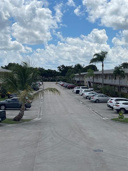 5 of 21 - 7355 Nw 5th 205, Margate, FL