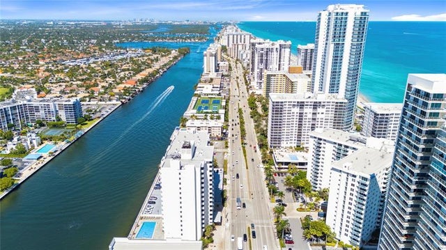 4 of 26 - 3001 S Ocean Dr 333, Hollywood, FL