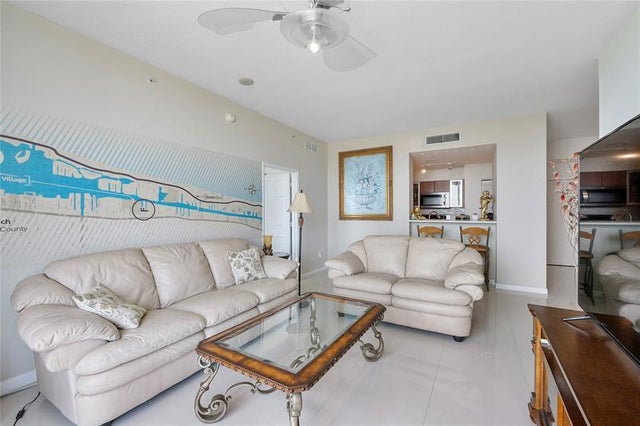 5 of 44 - 625 Casa Loma Blvd 1608, Boynton Beach, FL