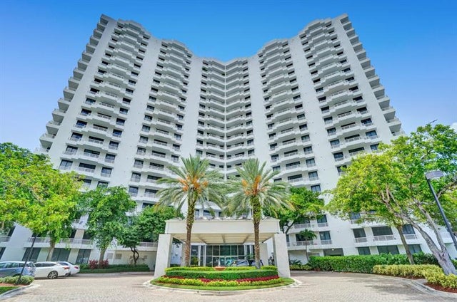 1 of 34 - 3300 Ne 192nd St 1518, Miami, FL