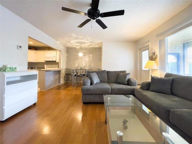 3 of 51 - 317 Knotty Pine Cir C2, Green Acres, FL