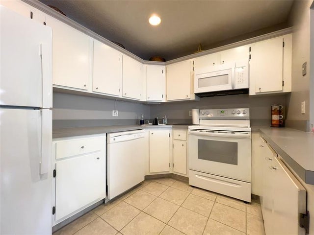 5 of 51 - 317 Knotty Pine Cir C2, Green Acres, FL