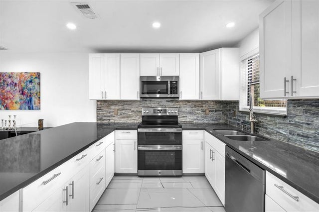 3 of 36 - 3443 Laurel Oaks Ln 607, Hollywood, FL