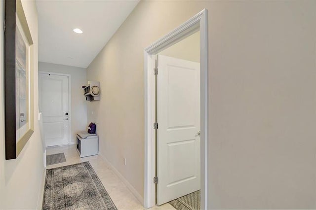 5 of 45 - 1105 Banyan Dr, Hollywood, FL