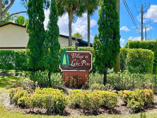 2 of 36 - 915 Sw 120th Way, Davie, FL